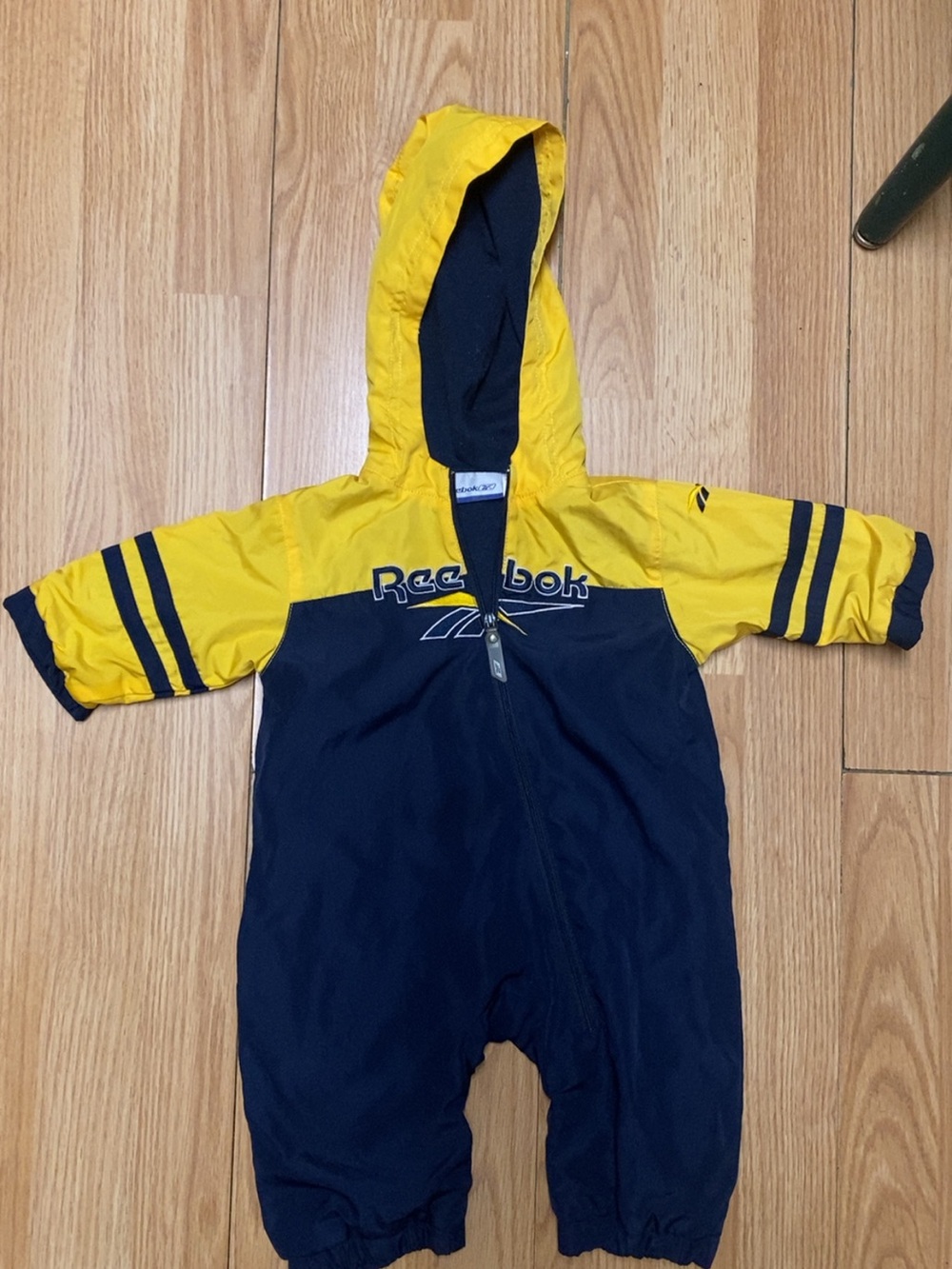 Reebok Baby Hooded One-Piece tracksuit  in Yellow & Navy
